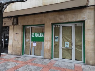 Alquiler de gran local en Gran Via de San Marcos