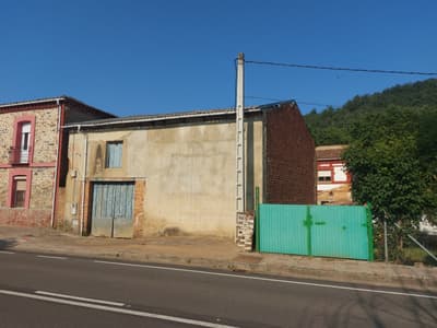 Casa en venta en Pedrún de Torío