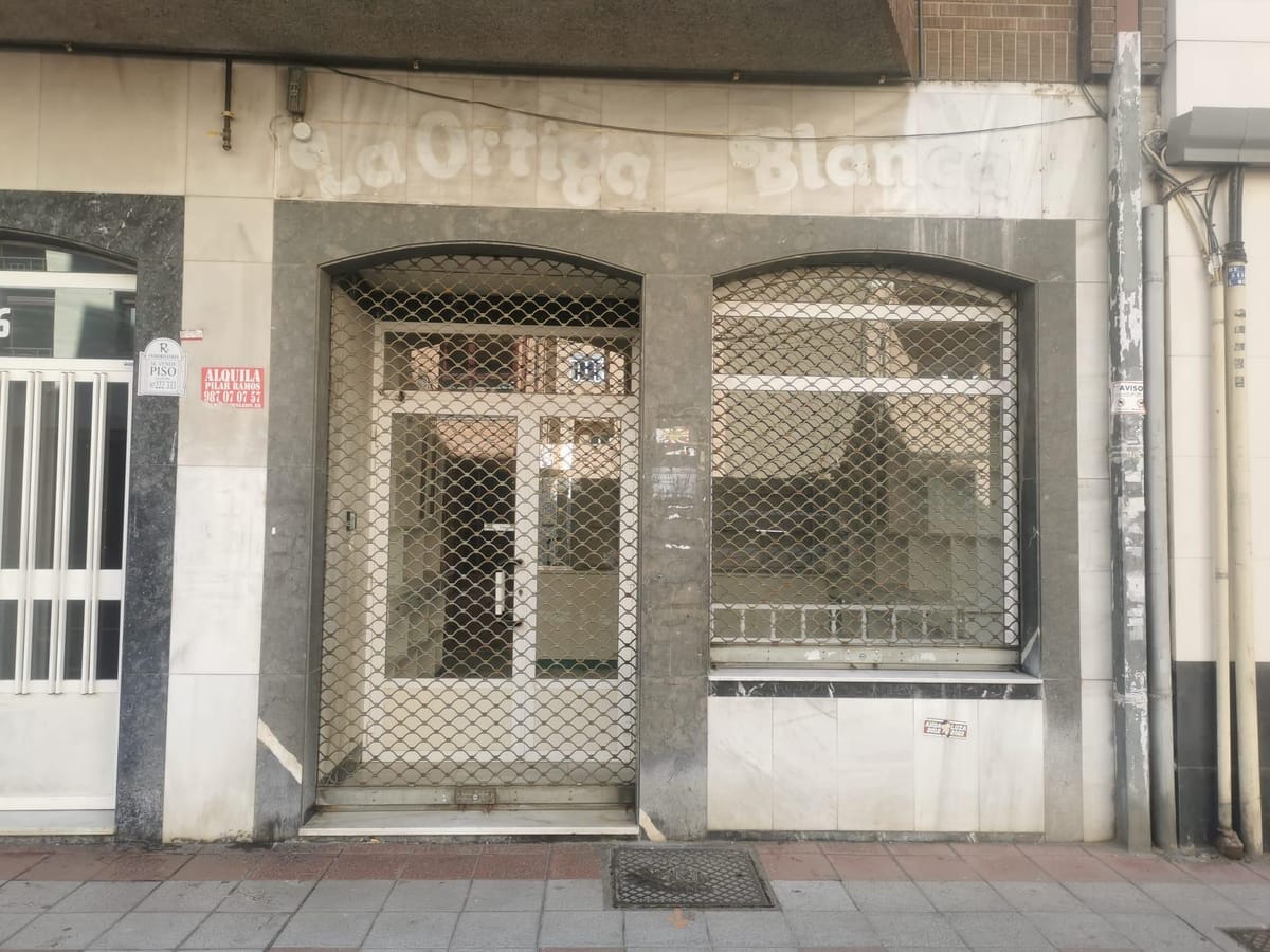 LOCAL CON MUCHAS POSIBILIDADES EN LA CHANTRIA