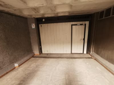 GARAJE EN PLENO CENTRO