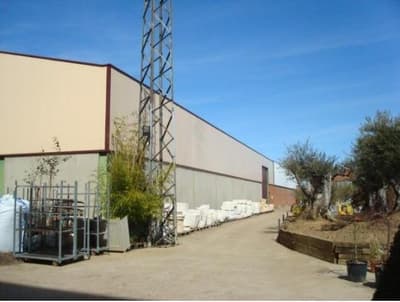 NAVE INDUSTRIAL en ARCAHUEJA