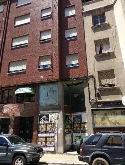 LOCAL COMERCIAL CÉNTRICO en PONFERRADA