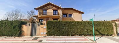 OPORTUNIDAD: FANTÁSTICO CHALET