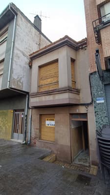 OPORTUNIDAD CASA PARA REFORMAR