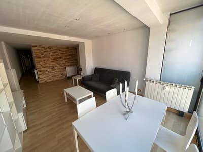 PISO REFORMADO EN LA LASTRA.