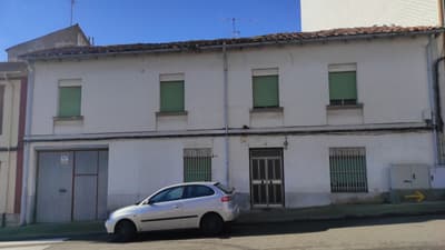 OPORTUNIDAD CASA para reformar en LA BAÑEZA