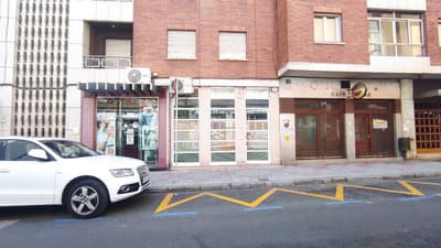 Oportunidad para tu negocio: Local Comercial en zona Santa Ana