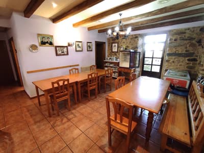 Se vende Centro de Turismo Rural en Luyego