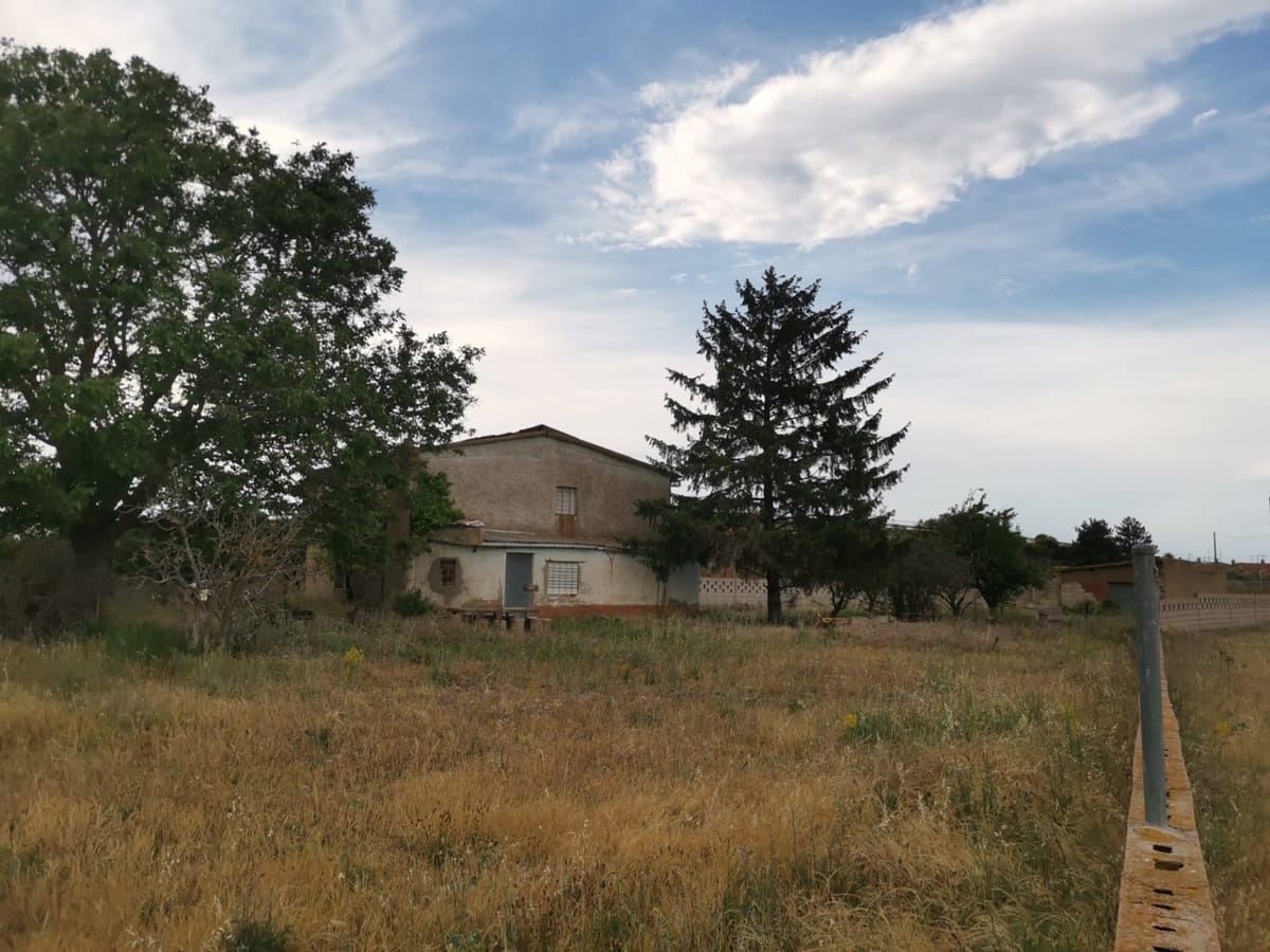 FINCA EN VENTA EN ONZONILLA