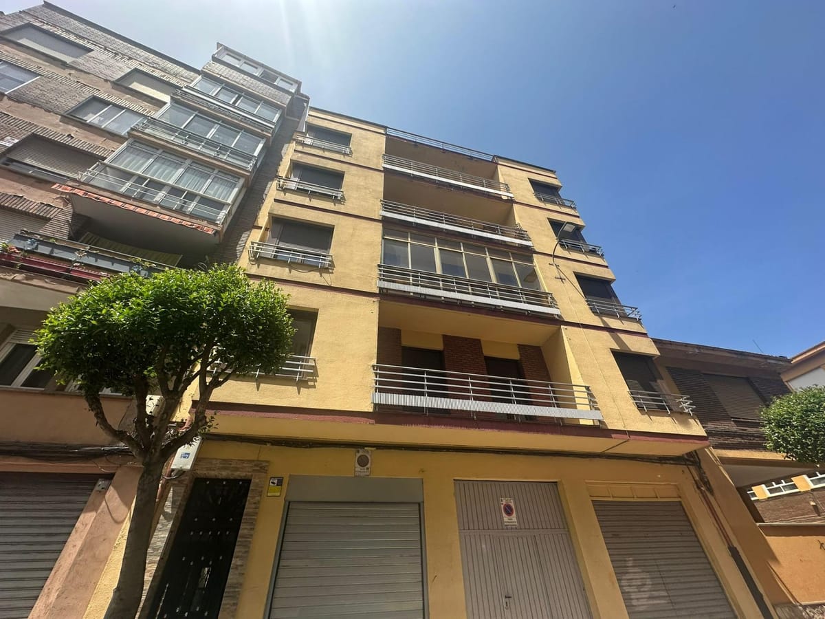 PISO DE 5 HABITACIONES EN EL EJIDO (LEON)