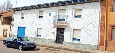 Casa de Pueblo con Patio en Quintana de Raneros a 10 km de León