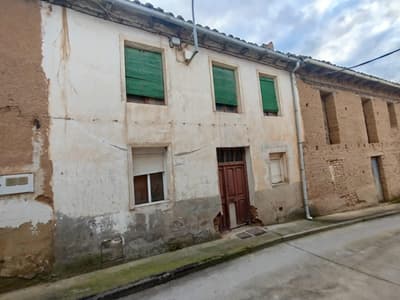 Se vende casa en Grajal de campos