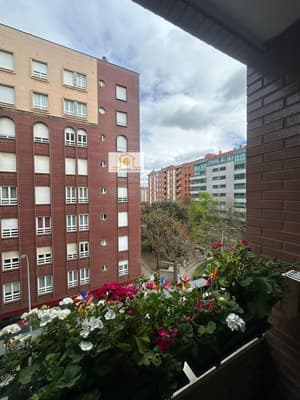 INCREIBLE PISO EN  FRAY LUIS DE LEON - Zona Corte Inglés (León)