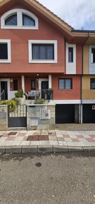 CHALET EN LA ZONA DE LA CANDAMIA