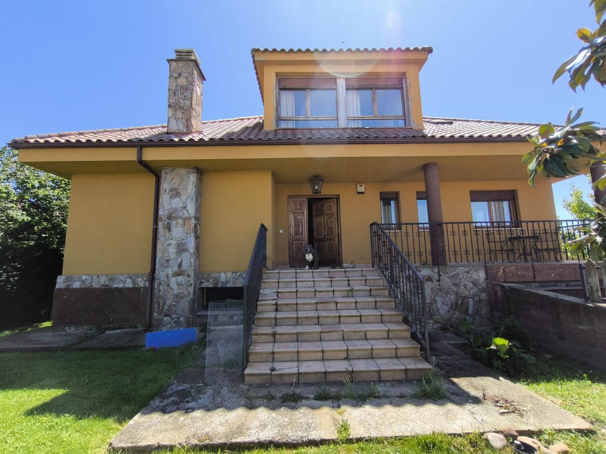 CHALET INDEPENDIENTE CON PARCELA EN TOLDANOS