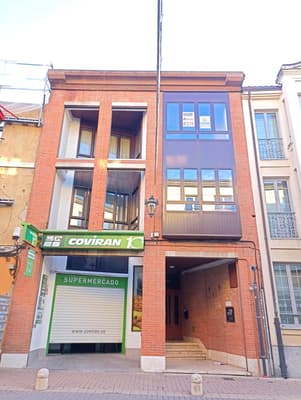 ¡Oportunidad única en el centro de León! Estudio para apartamentos turísticos.