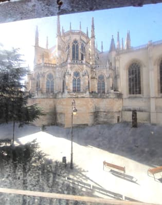 Casa frente a la Catedral