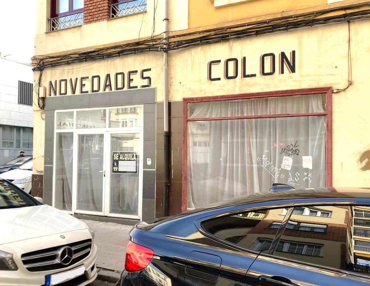 Local en la Plaza de Colón