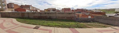 Parcela Urbana en Venta – León (Zona Universidad/Hospital)