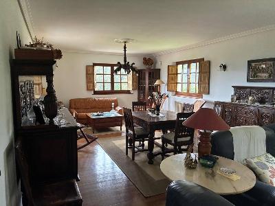 MAGNIFICO CHALET DE DOS PLANTAS Y SOTANO EN LOS CABOS (Pravia-Asturias)