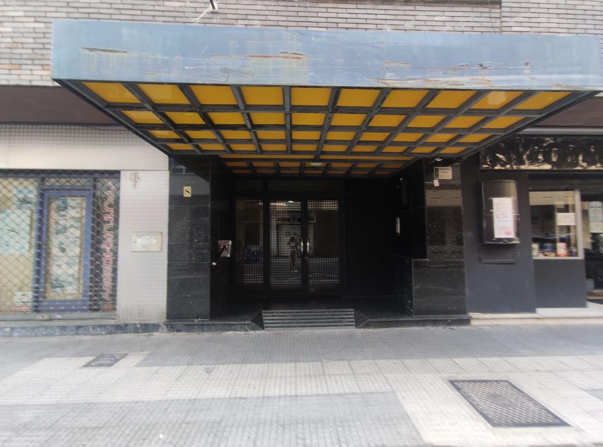 Gran vivienda para reformar en Monasterio 8