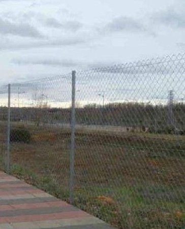 SH Terreno urbano para construir en venta en c. laura de los rios, 5, Leon.
