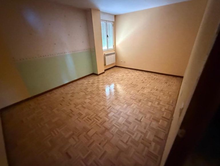 EN VENTA PISO CARRETERA SANTANDER