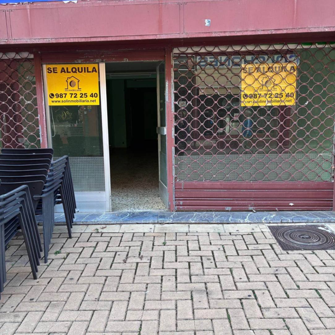 ALQUILER LOCAL EN CALLE DE LA RÚA