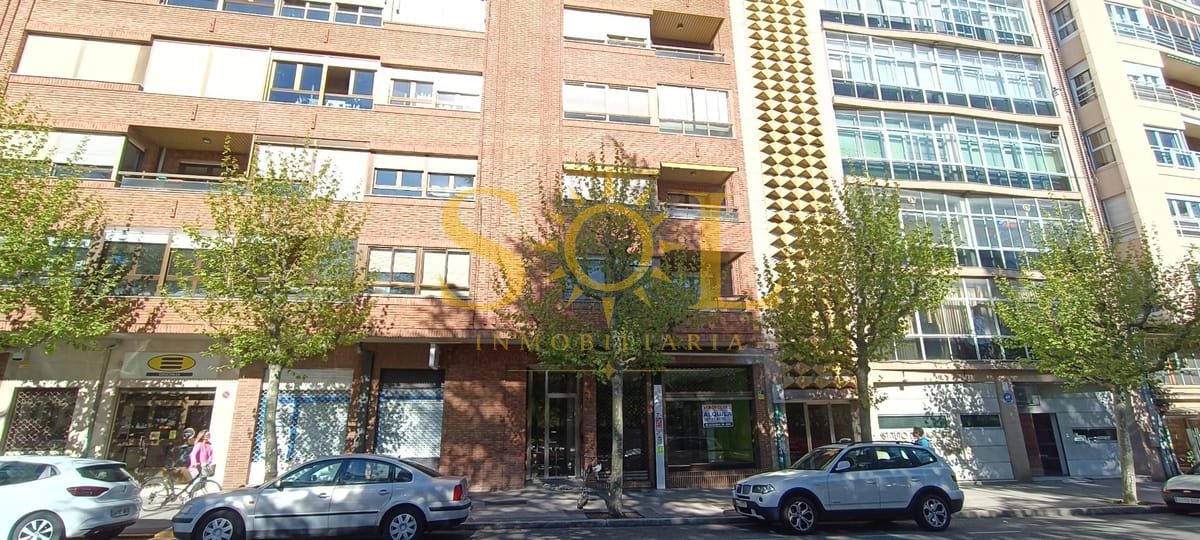 OPORTUNIDAD: LOCAL AVENIDA FACULTAD VETERINARIA 49 - Foto 6