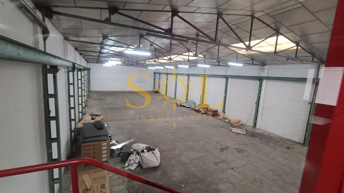 NAVE EN EL POLIGONO INDUSTRIAL DE VILLACEDRÉ - Foto 3