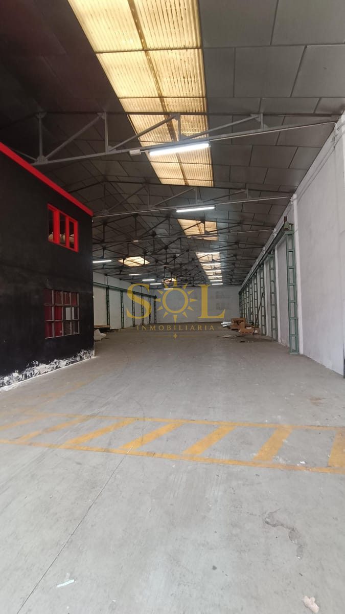 NAVE EN EL POLIGONO INDUSTRIAL DE VILLACEDRÉ - Foto 4