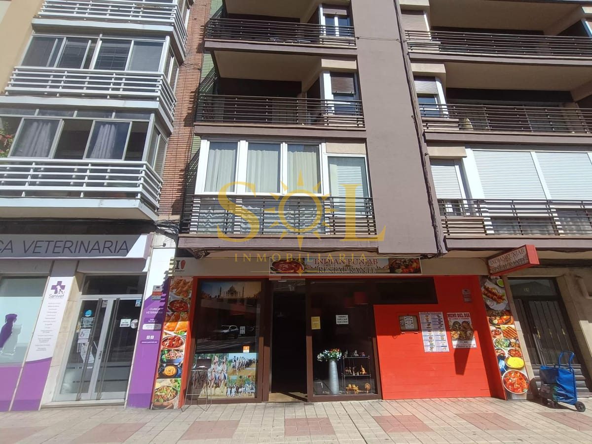OPORTUNIDAD: BAR RESTAURANTE CON LICIENCIA EN VIGOR - Foto 1
