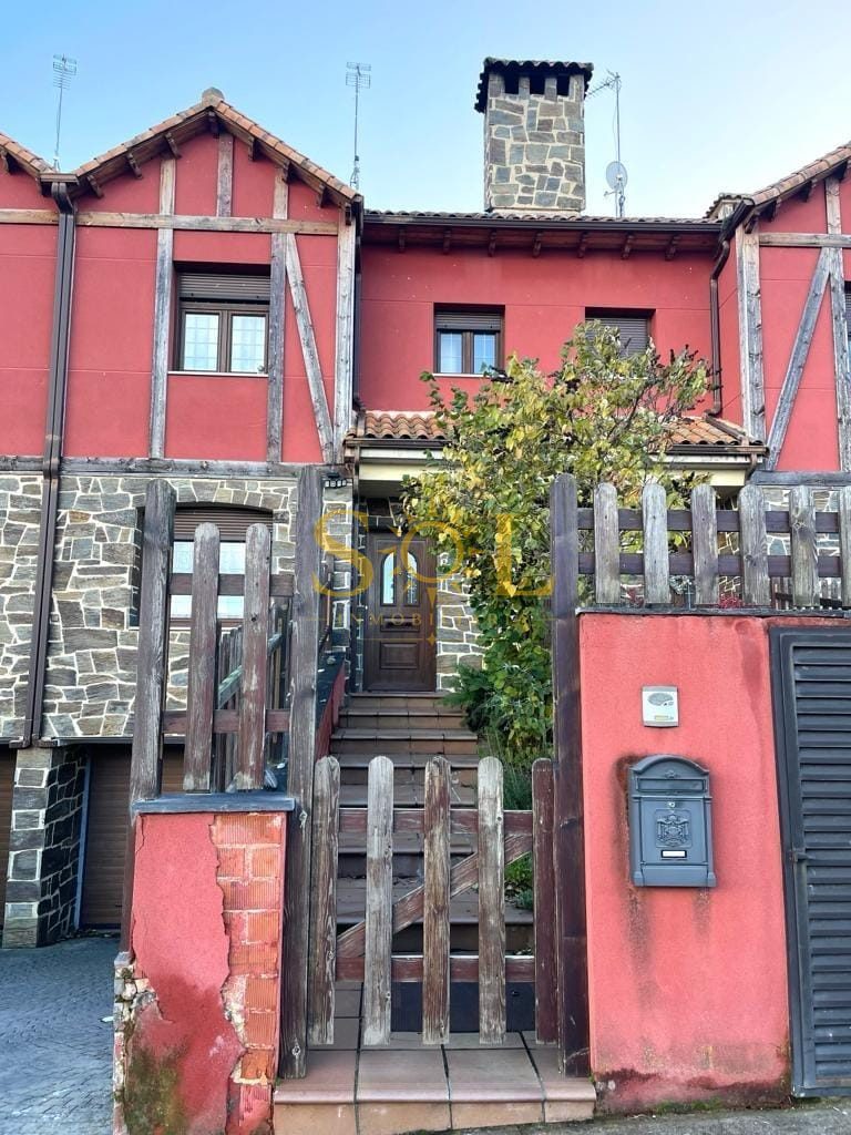CHALET ADOSADO en SARIEGOS - Foto 15