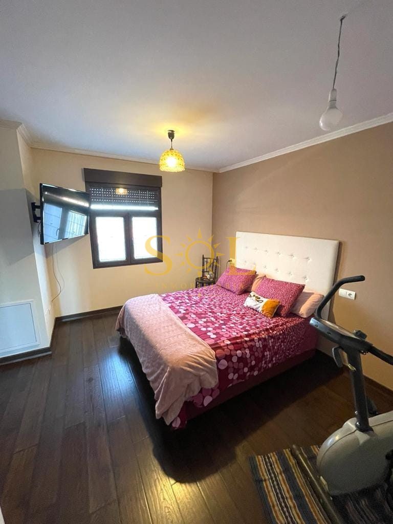 CHALET ADOSADO en SARIEGOS - Foto 26