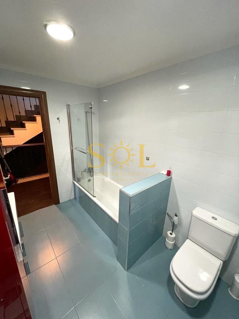 CHALET ADOSADO en SARIEGOS - Foto 30