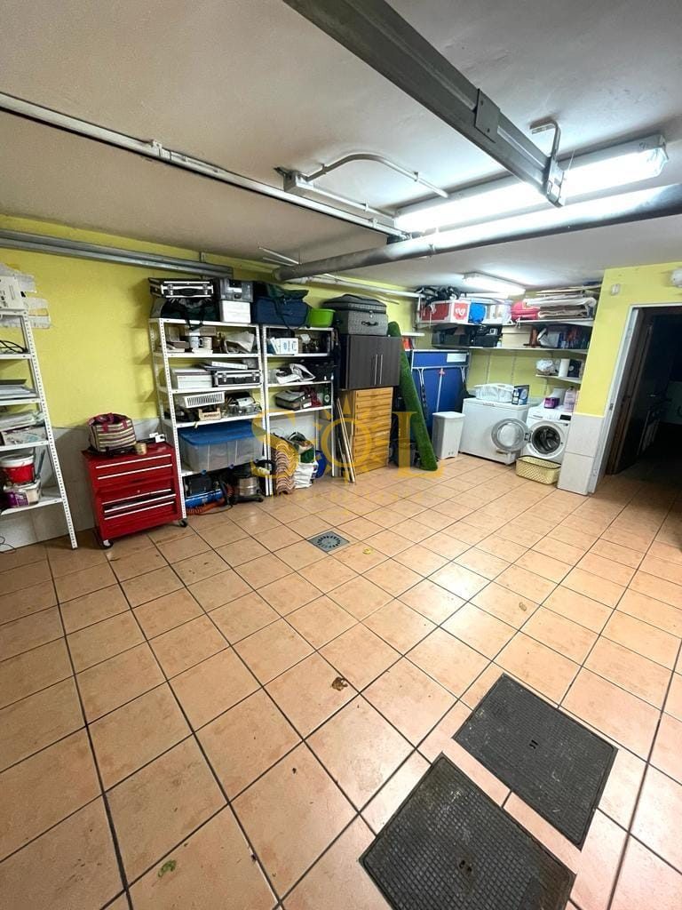 CHALET ADOSADO en SARIEGOS - Foto 32