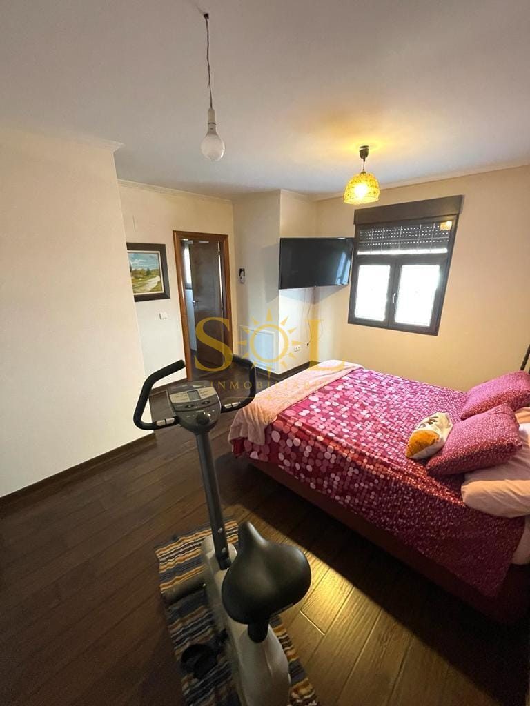 CHALET ADOSADO en SARIEGOS - Foto 36