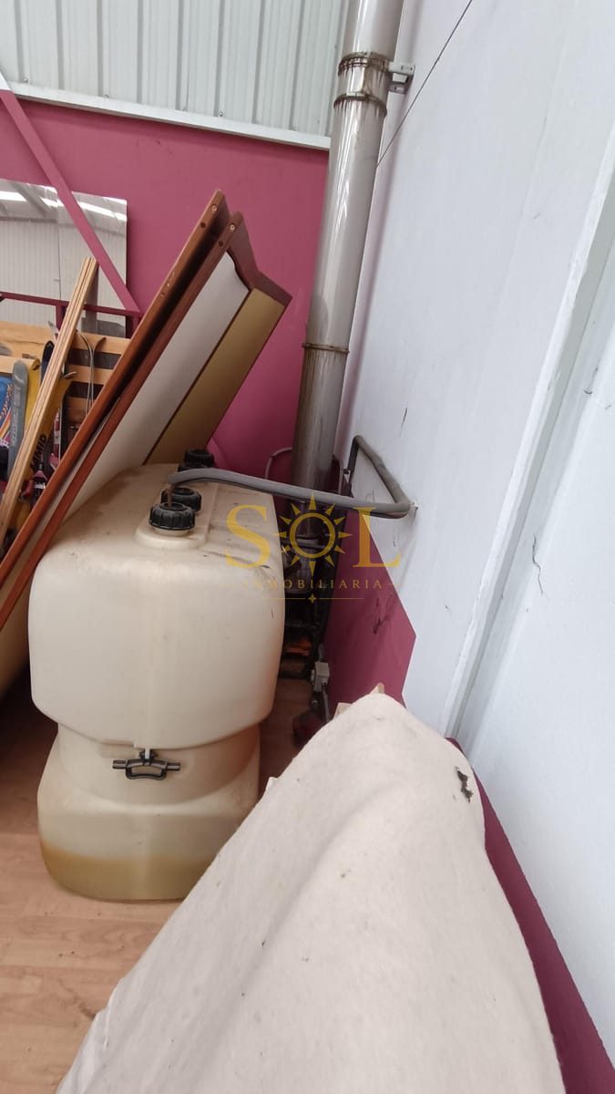 CONJUNTO DE NAVES EN ONZONILLA - Foto 19