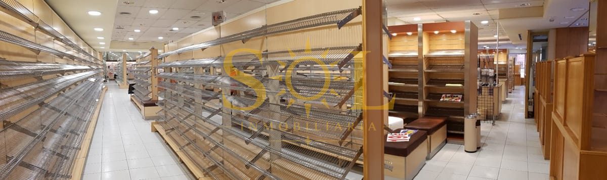 ALQUILER LOCAL COMERCIAL EN EL CASCO ANTIGUO. - Foto 4
