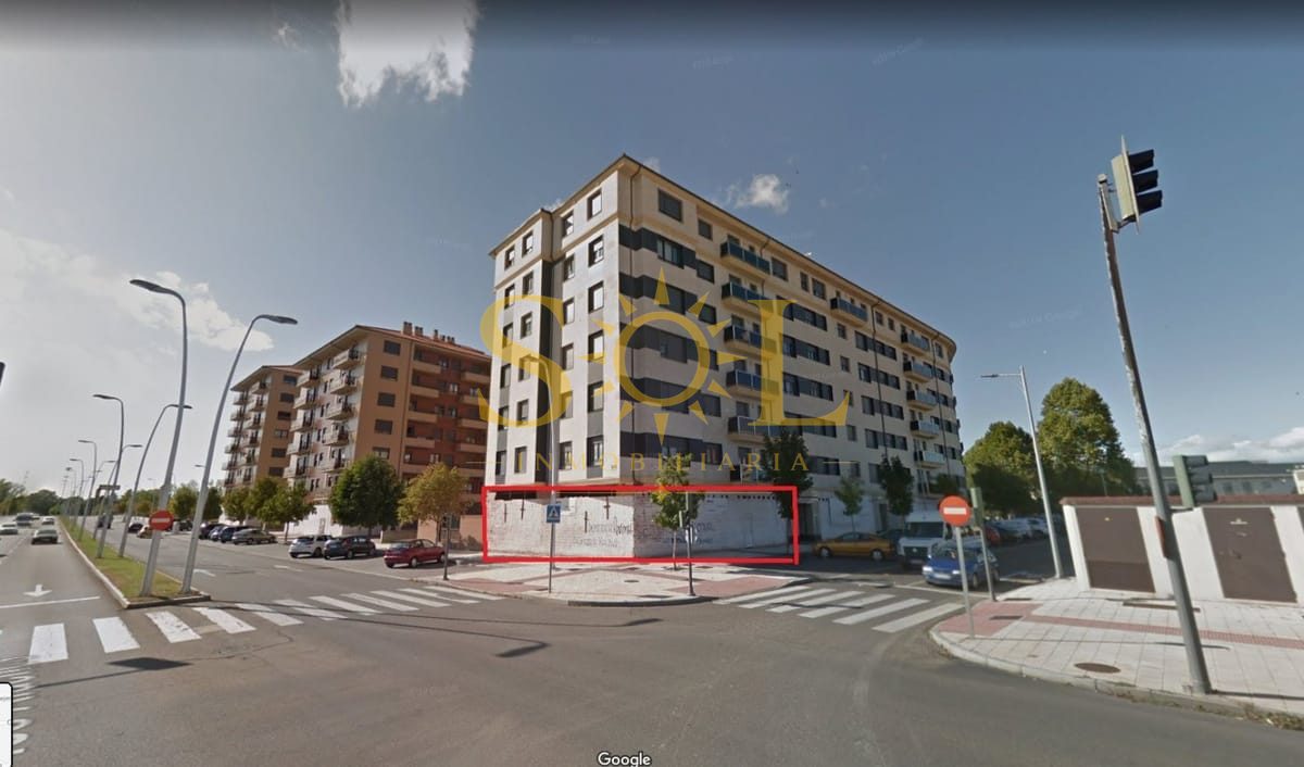 Local para alquiler Avenida los Aluches - Foto 1