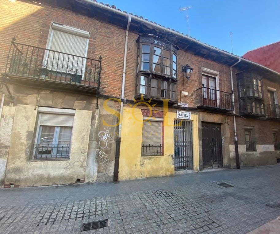 ¡OPORTUNIDAD INVERSORES! ESTUPENDO EDIFICIO EN EL CASCO ANTIGUO. - Foto 1