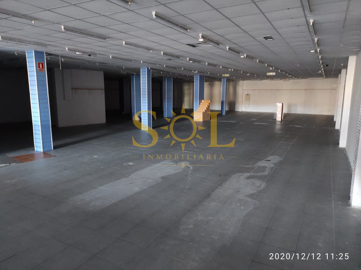 Local Comercial 1000m2 Puente Castro - Foto 10