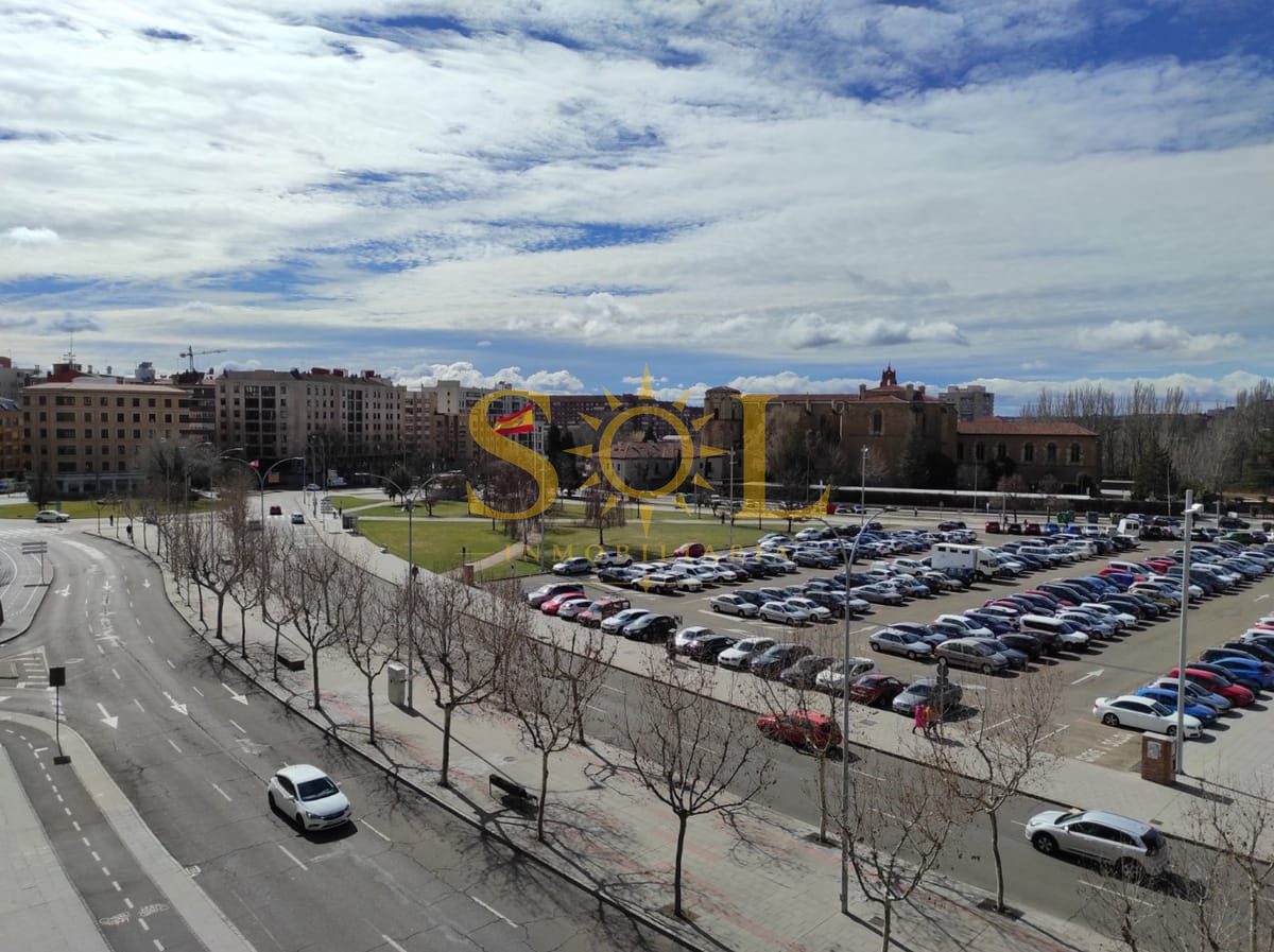 FABULOSO DÚPLEX EN LA ZONA DE LA JUNTA - Foto 37