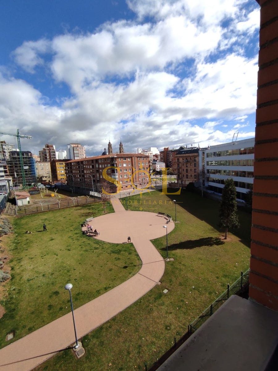 FABULOSO DÚPLEX EN LA ZONA DE LA JUNTA - Foto 38