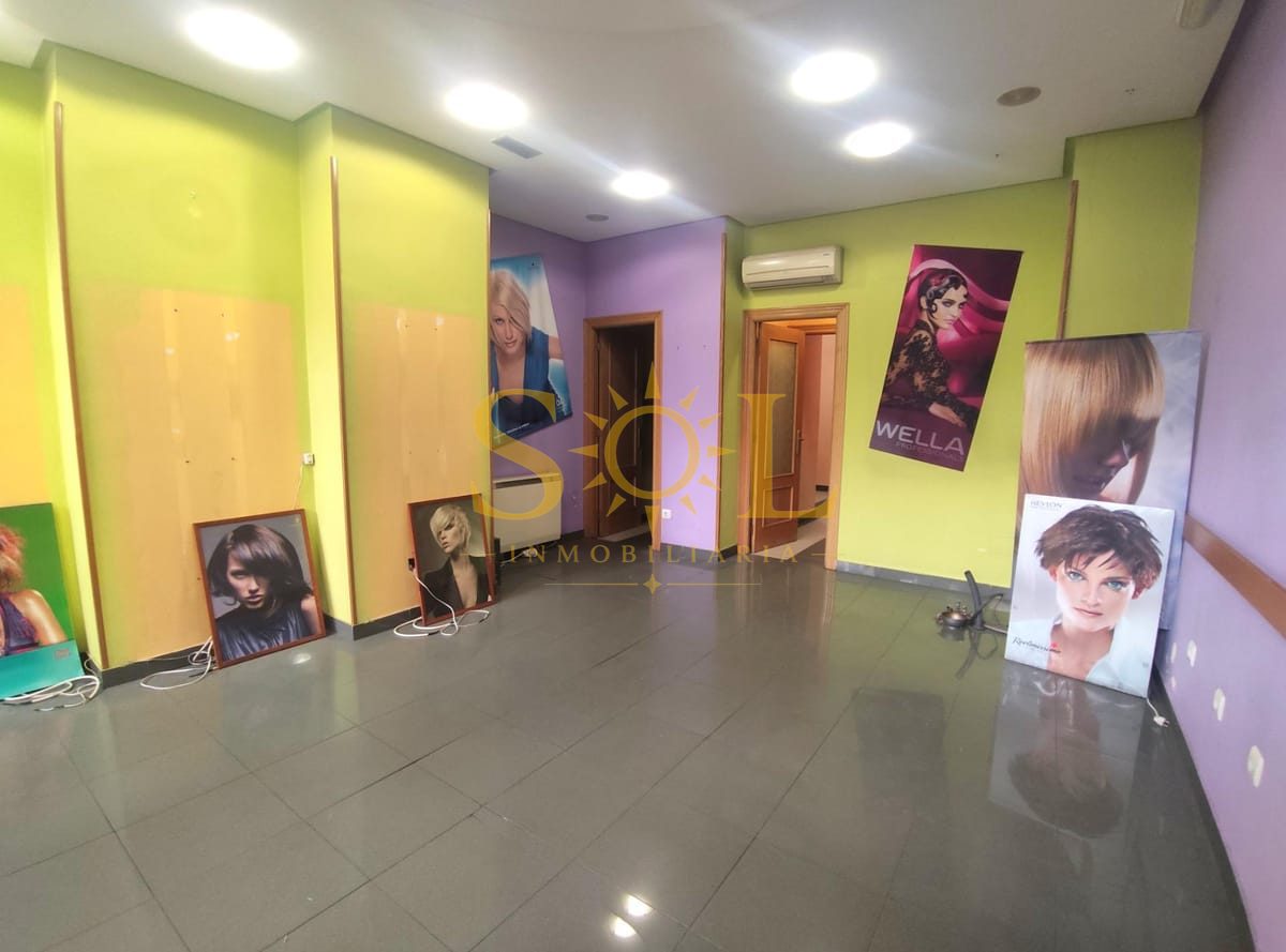 Oportunidad para tu negocio: Local Comercial en zona Santa Ana - Foto 5