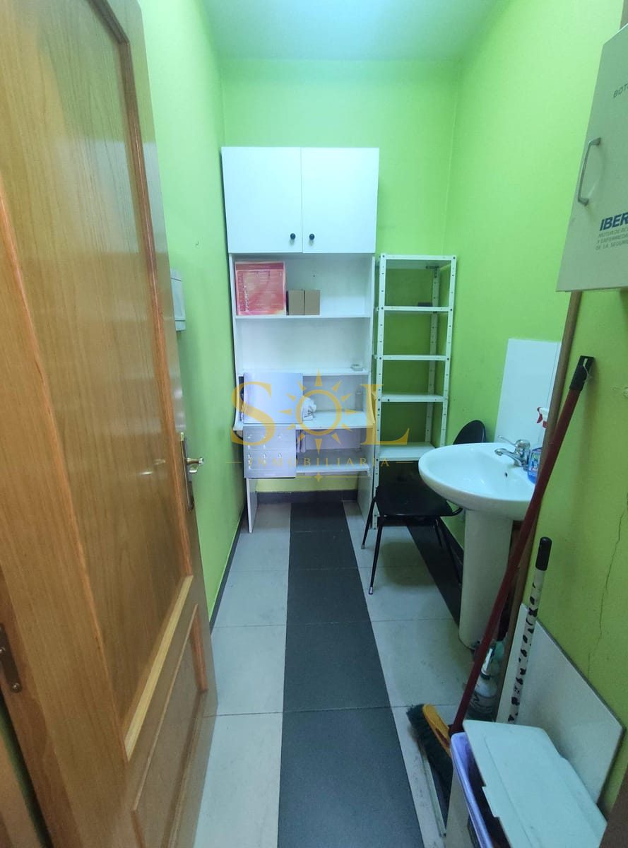 Oportunidad para tu negocio: Local Comercial en zona Santa Ana - Foto 6