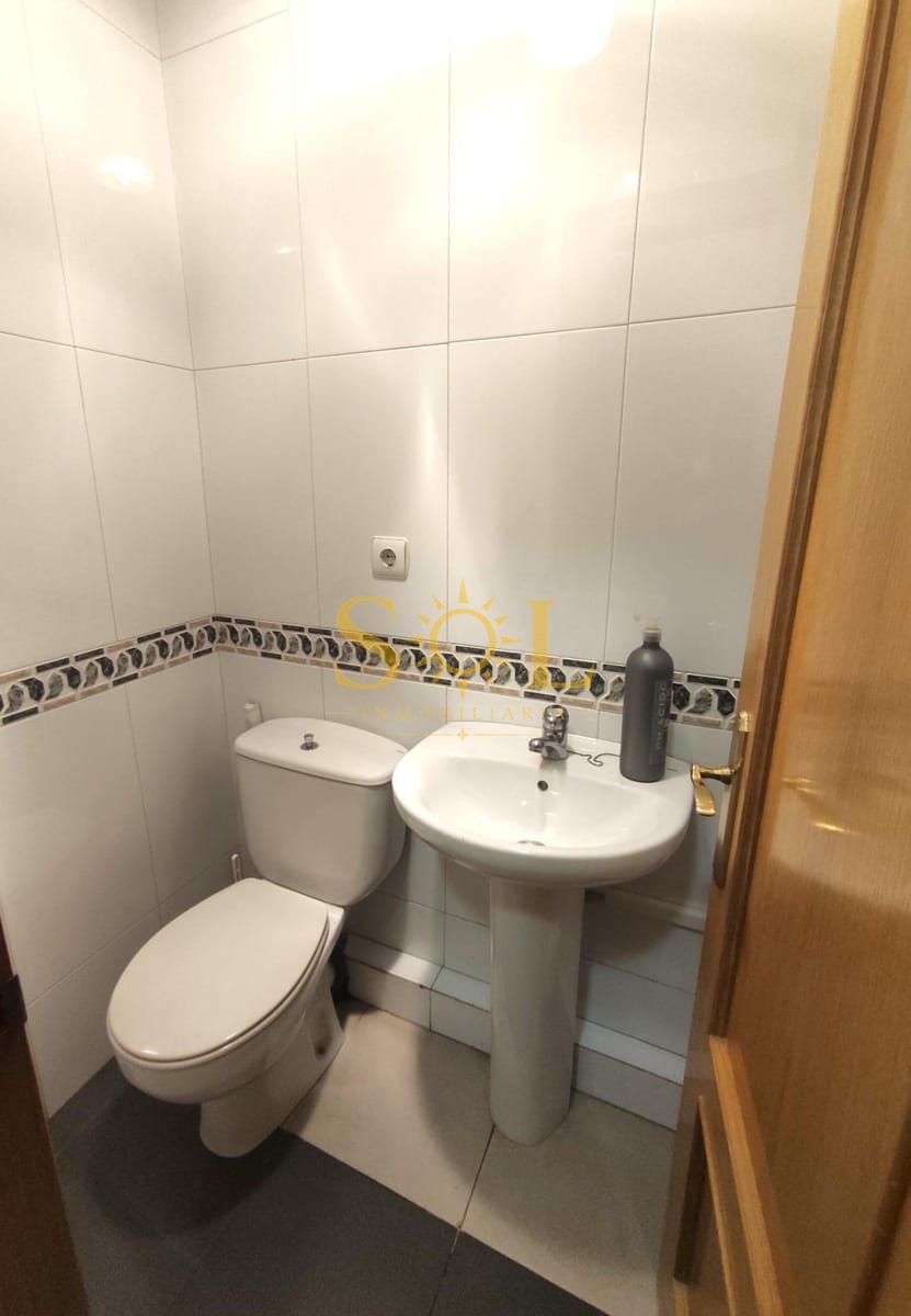 Oportunidad para tu negocio: Local Comercial en zona Santa Ana - Foto 9