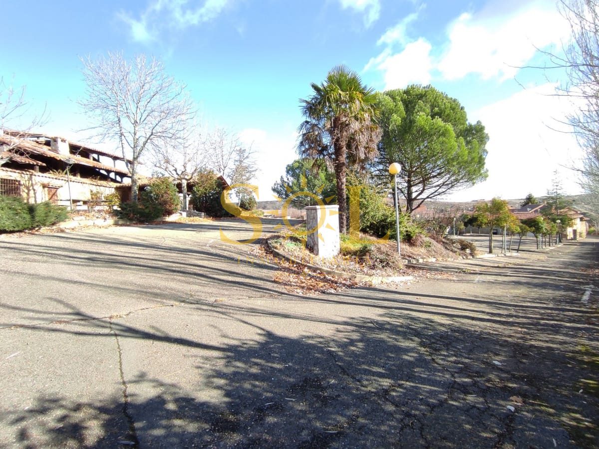 BODEGA - RESTAURANTE EN QUINTANA DE RANEROS (9 km de León) - Foto 14
