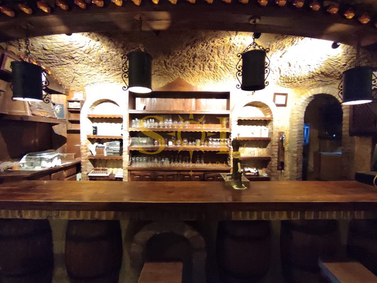 BODEGA - RESTAURANTE EN QUINTANA DE RANEROS (9 km de León) - Foto 16