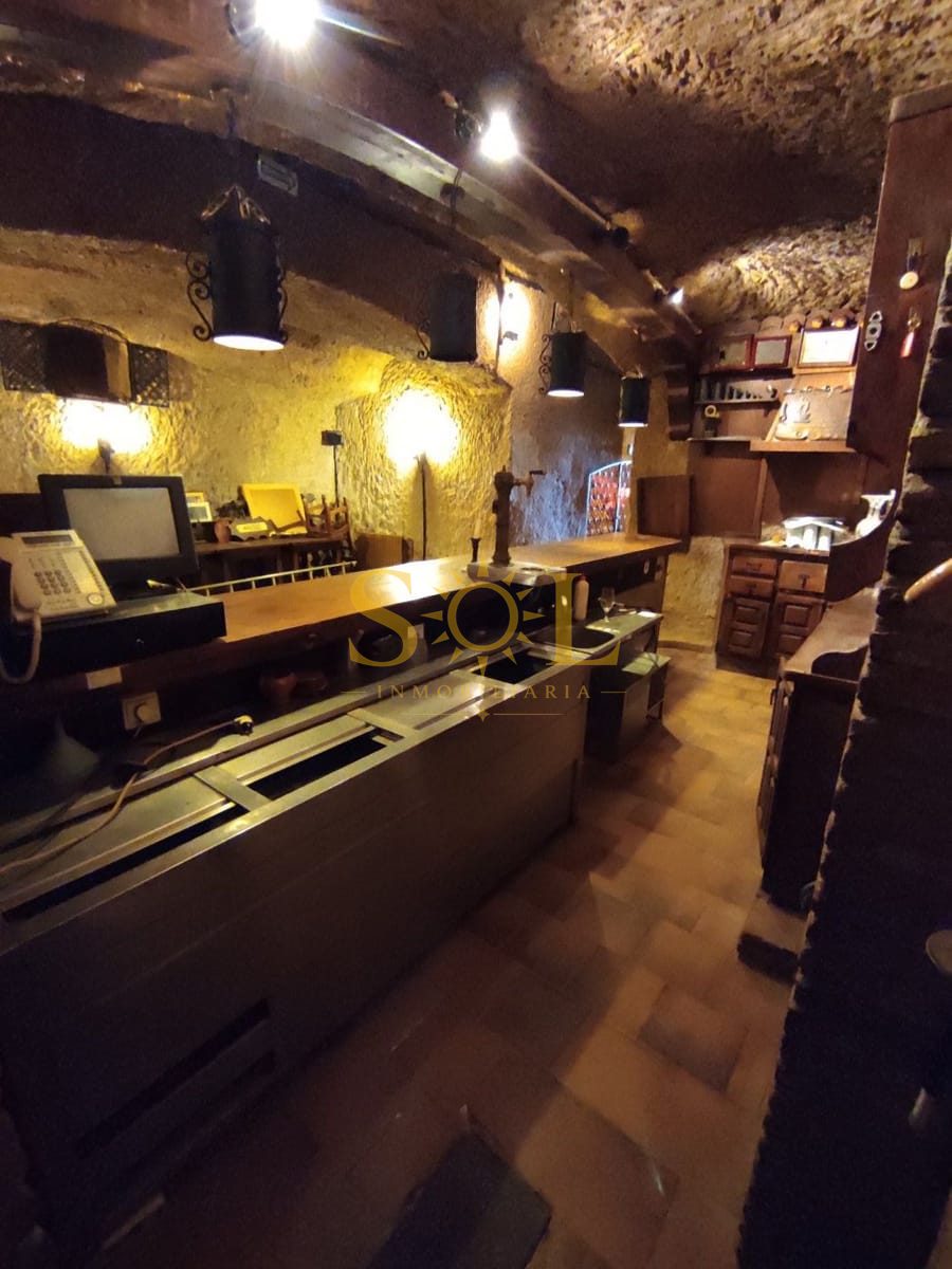 BODEGA - RESTAURANTE EN QUINTANA DE RANEROS (9 km de León) - Foto 22